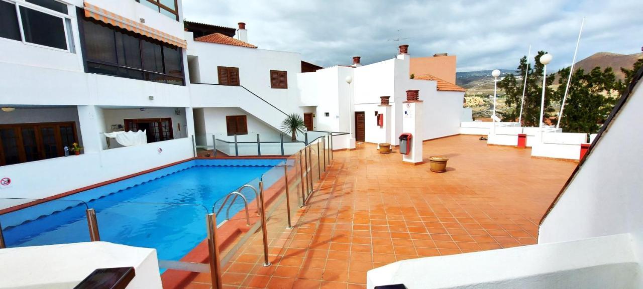 Los Cristianos Apartment, 1 Bedroom Wifi Free & Big Terrace Luaran gambar