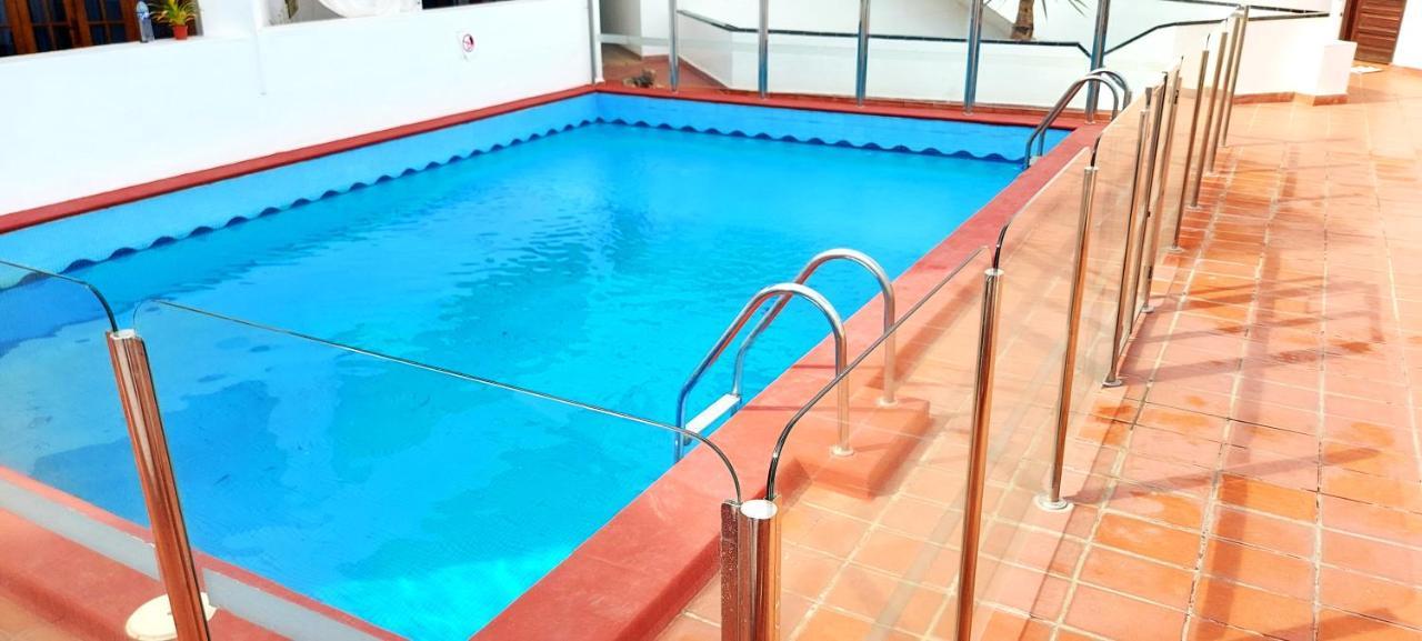 Los Cristianos Apartment, 1 Bedroom Wifi Free & Big Terrace Luaran gambar