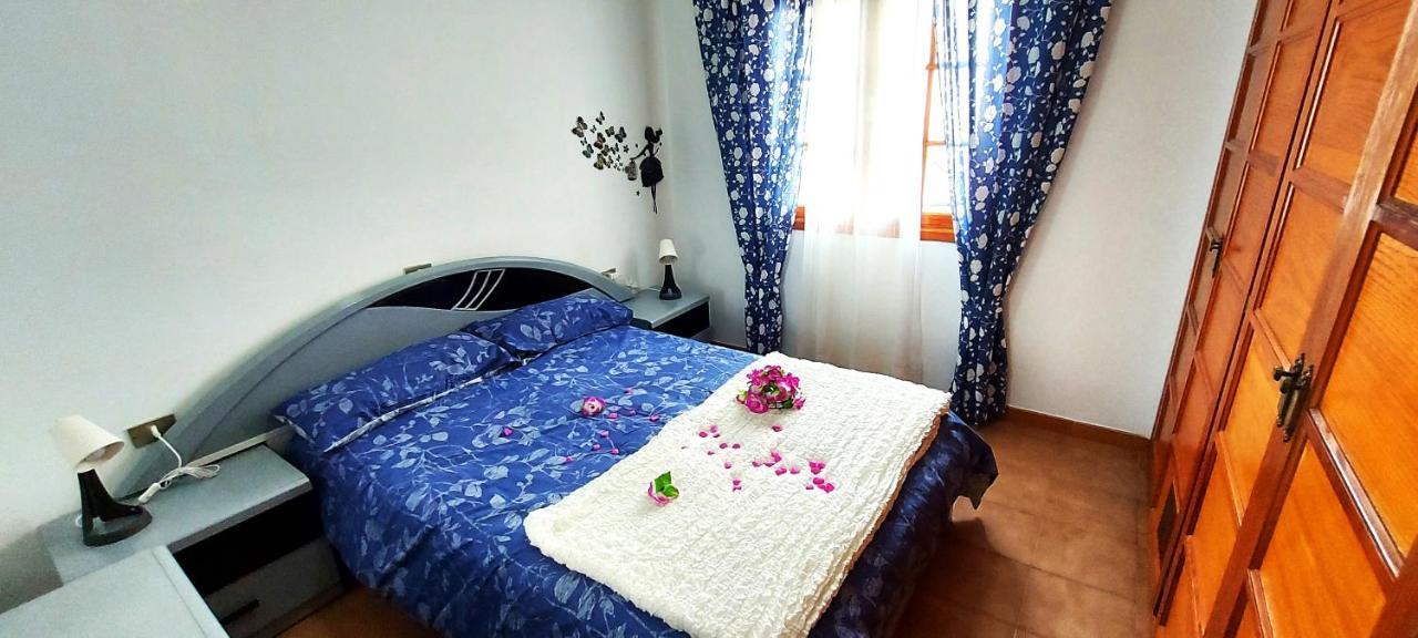 Los Cristianos Apartment, 1 Bedroom Wifi Free & Big Terrace Luaran gambar