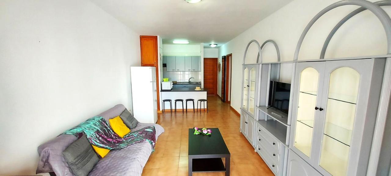 Los Cristianos Apartment, 1 Bedroom Wifi Free & Big Terrace Luaran gambar