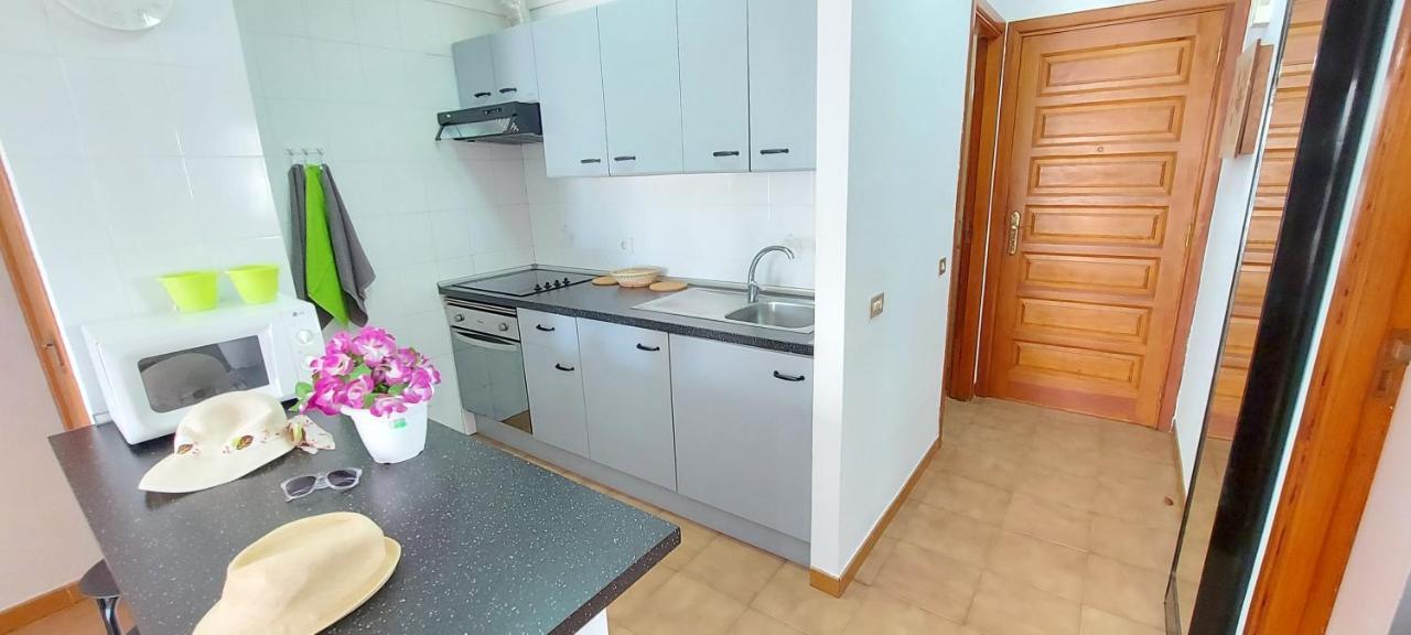 Los Cristianos Apartment, 1 Bedroom Wifi Free & Big Terrace Luaran gambar